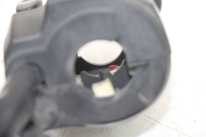 photo de LEFT SWITCH YAMAHA FZS FAZER 600 (2001 - 2003)