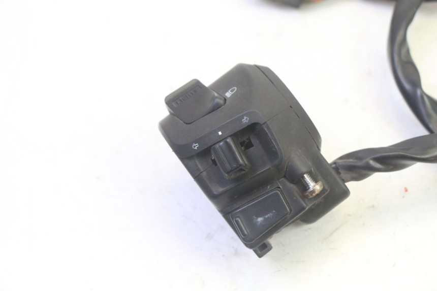 photo de LEFT SWITCH KYMCO ZING 125 (1997 - 2003) - Component detail