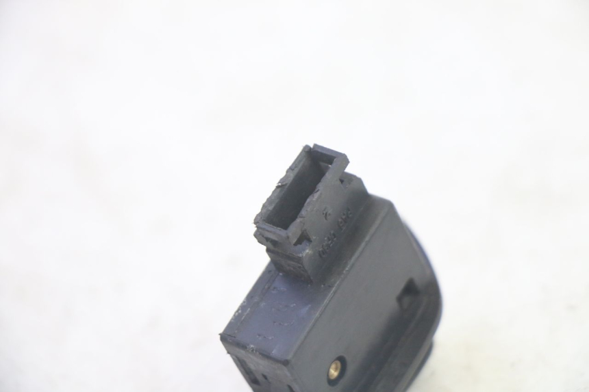 photo de HORN SWITCH PEUGEOT DJANGO 4T 50 (2014 - 2019) - Product overview