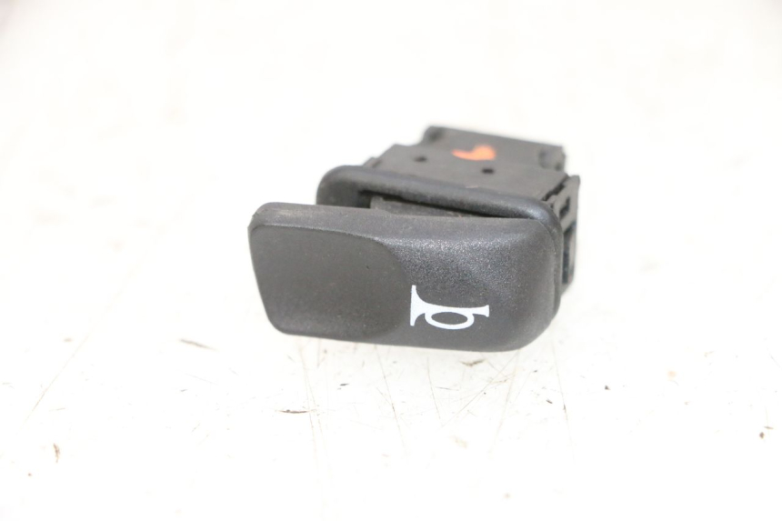 photo de HORN SWITCH PIAGGIO MP3 HPE 300 (2019 - 2026) - Main view