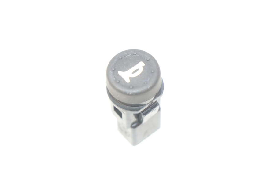 photo de HORN SWITCH PIAGGIO FLY 2T 50 (2004 - 2017)