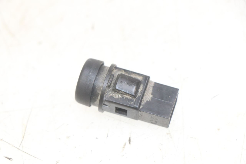 photo de HORN SWITCH PIAGGIO FLY 2T 50 (2004 - 2017)
