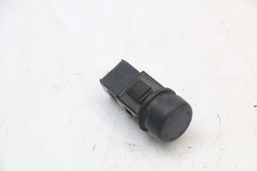 photo de HORN SWITCH PIAGGIO TYPHOON 50 (2000 - 2009)