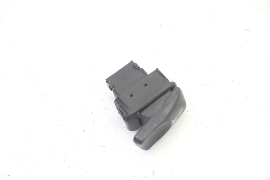 photo de HORN SWITCH APRILIA SXR 50 (2021 - 2023)