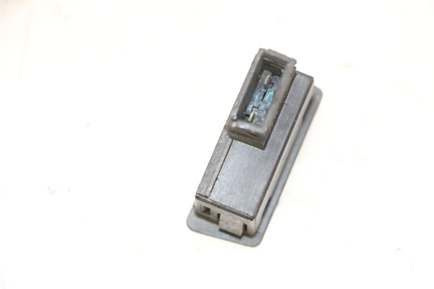 photo de HORN SWITCH PEUGEOT TWEET 4T 50 (2018 - 2020)