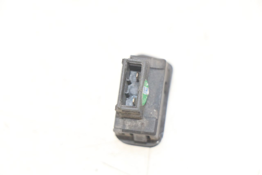 photo de HORN SWITCH PIAGGIO VESPA LXV 125 (2006 - 2009)