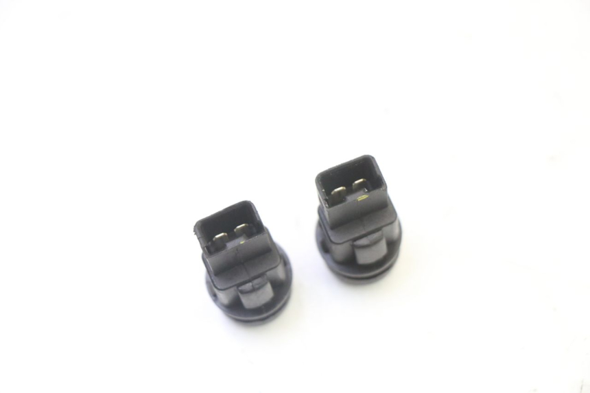 photo de SWITCH PIAGGIO MP3 HPE 310 (2024 - 2025)