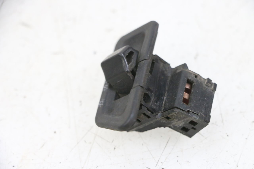 photo de HEADLIGHT SWITCH KYMCO LIKE 125 (2009 - 2016) - Zoom on usage condition