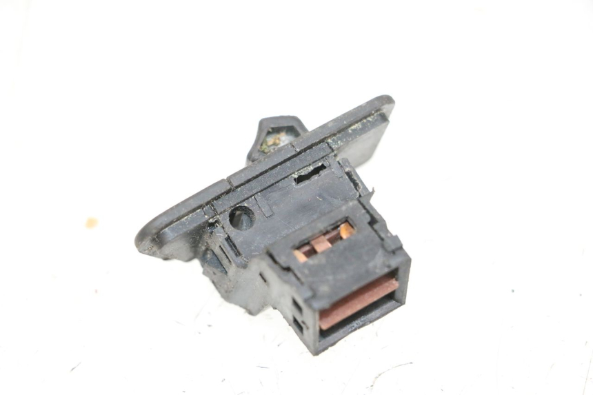 photo de HEADLIGHT SWITCH SYM ORBIT 2 50 (2008 - 2014) - Zoom on usage condition