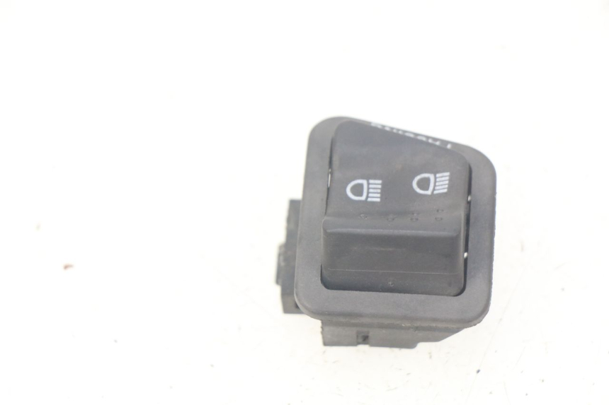photo de HEADLIGHT SWITCH JM MOTORS SUNNY 50 (2017 - 2020) - Zoom on usage condition