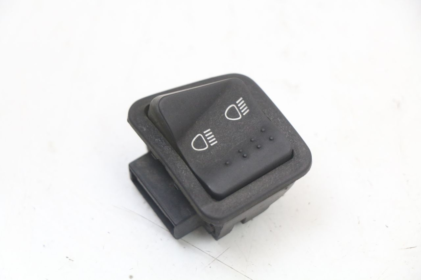 photo de HEADLIGHT SWITCH APRILIA SR MOTARD 50 (2012 - 2018)