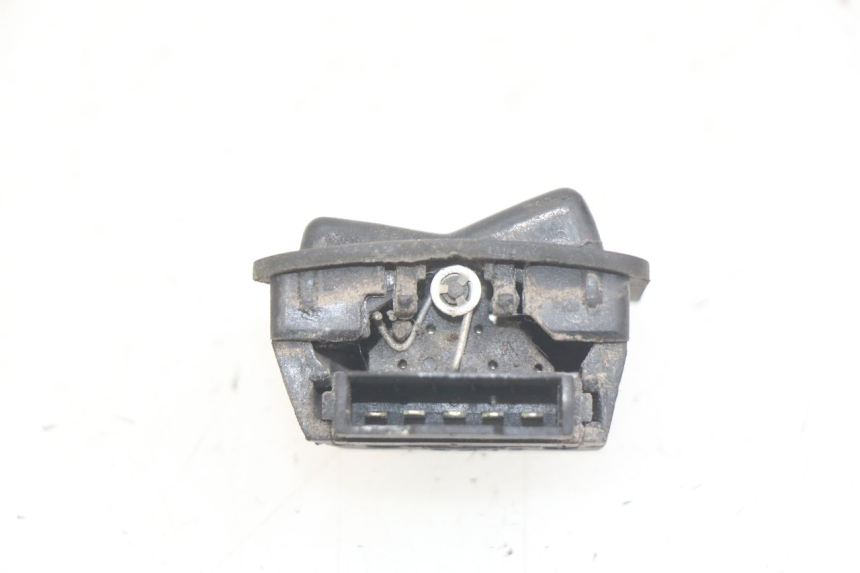 photo de HEADLIGHT HIGH BEAM SWITCH SYM FIDDLE 3 III 125 (2014 - 2020)