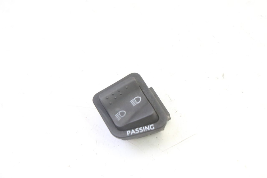 photo de HEADLIGHT HIGH BEAM SWITCH PIAGGIO MP3 RL 250 (2007 - 2010)