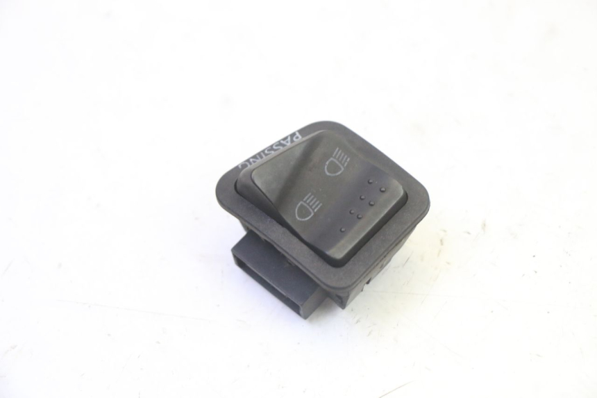 photo de HEADLIGHT SWITCH PIAGGIO MP3 125 (2006 - 2014)