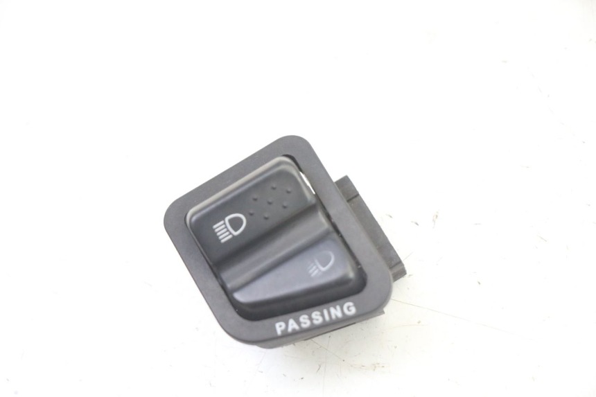 photo de HEADLIGHT SWITCH PIAGGIO NRG POWER PUREJET 50 (2018 - 2021)