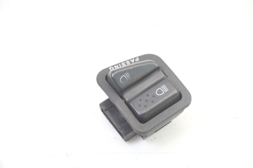 photo de HEADLIGHT SWITCH PIAGGIO NRG POWER PUREJET 50 (2018 - 2021)