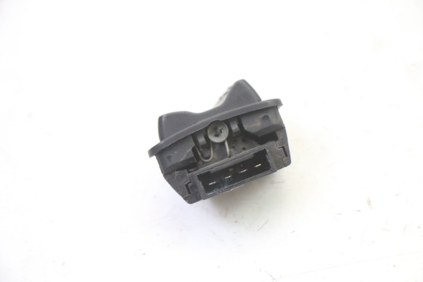 photo de HEADLIGHT HIGH BEAM SWITCH APRILIA SXR 50 (2021 - 2023)