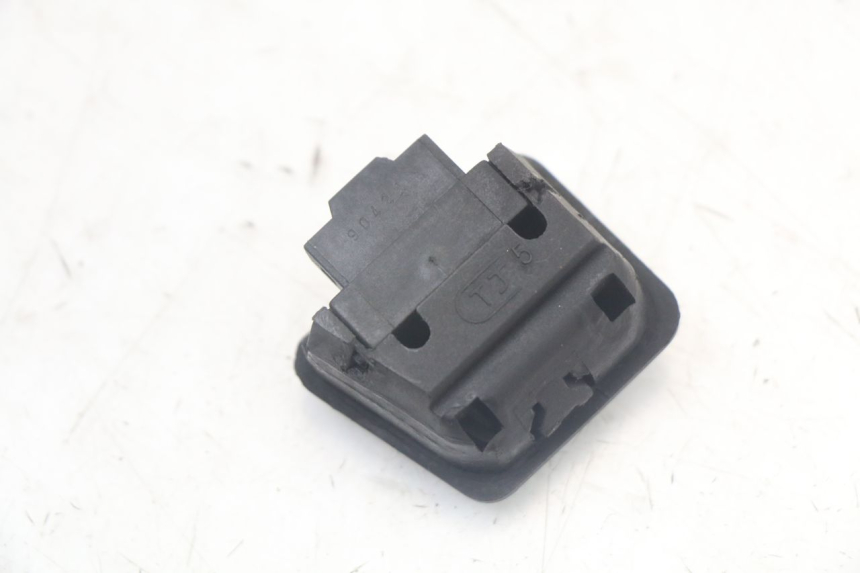 photo de HEADLIGHT HIGH BEAM SWITCH SYM ORBIT III 3 4T 50 (2018 - 2021)