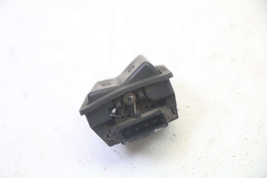 photo de HEADLIGHT HIGH BEAM SWITCH YAMAHA X-MAX XMAX 250 (2006 - 2009)