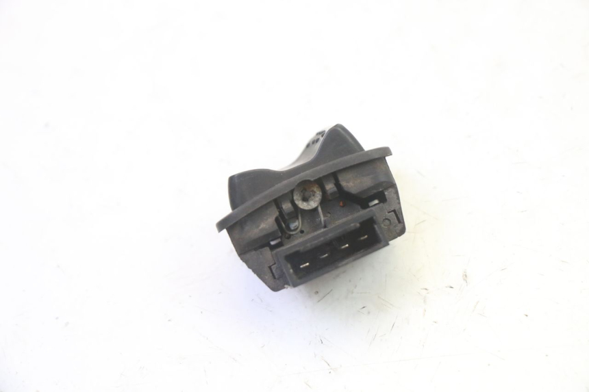 photo de HEADLIGHT HIGH BEAM SWITCH PIAGGIO XEVO - X EVO 125 (2007 - 2016)