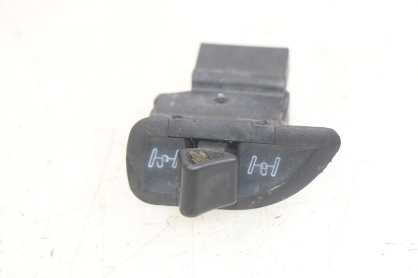 photo de COMMODO ROLL LOCK PIAGGIO MP3 LT 400 (2007 - 2012)