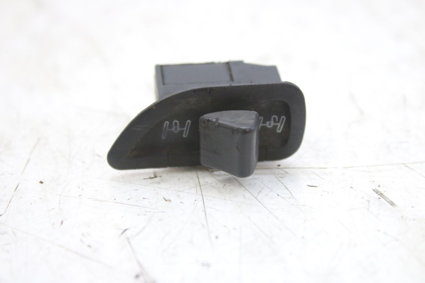 photo de HANDLEBAR ROLL LOCK PIAGGIO MP3 RL 250 (2007 - 2010)