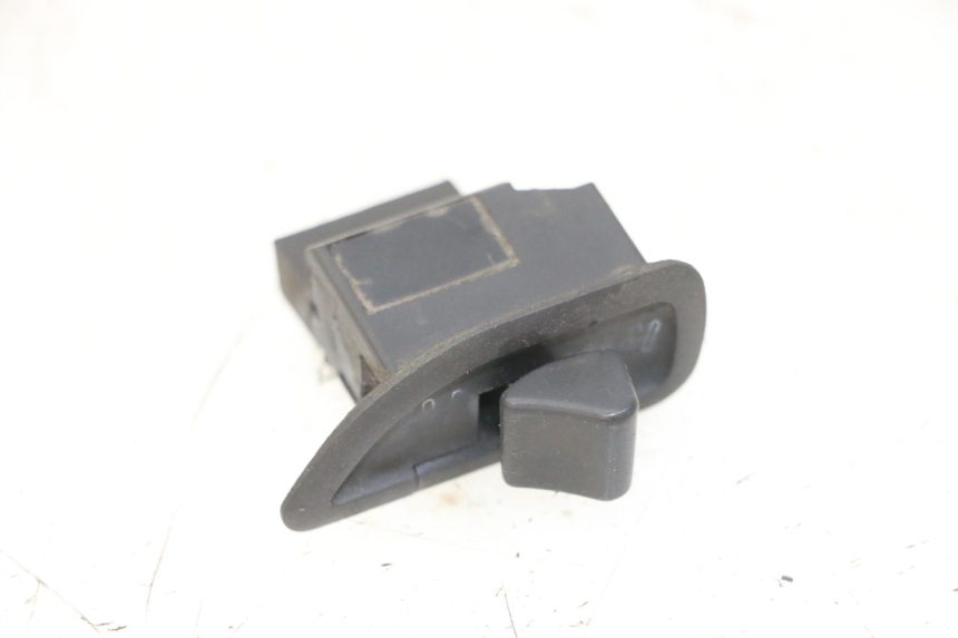 photo de ROLL LOCK SWITCH PIAGGIO MP3 125 (2006 - 2014)