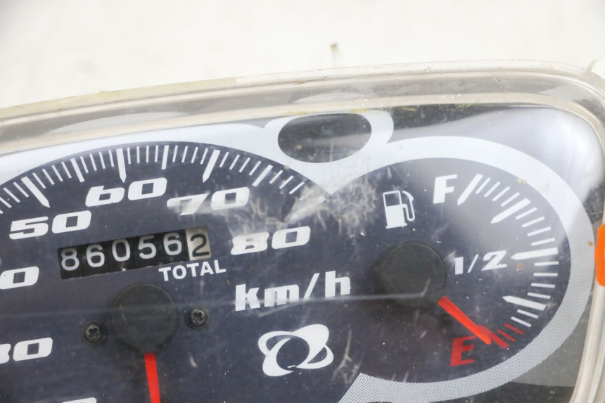 photo de SPEEDOMETER MBK BOOSTER SPIRIT 50 (2004 - 2017) - Technical close-up