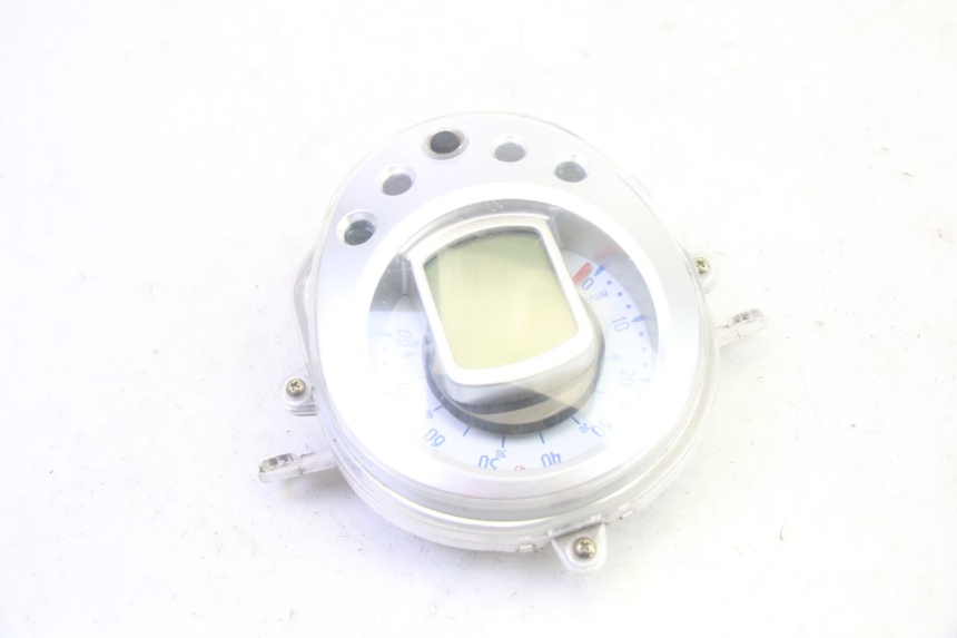 photo de SPEEDOMETER PEUGEOT DJANGO 4T 50 (2014 - 2019) - Technical close-up