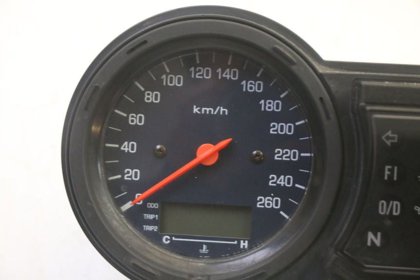 photo de SPEEDOMETER SUZUKI DL V STROM 1000 (2002 - 2007) - Component detail