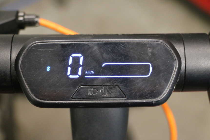 photo de SPEEDOMETER SEGWAY NINEBOT E2 1