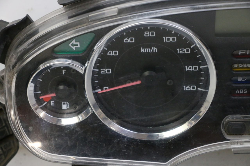 photo de SPEEDOMETER HONDA FES S-WING SWING ABS 125 (2007 - 2015)