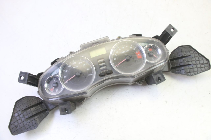 photo de SPEEDOMETER HONDA FES S-WING SWING ABS 125 (2007 - 2015)