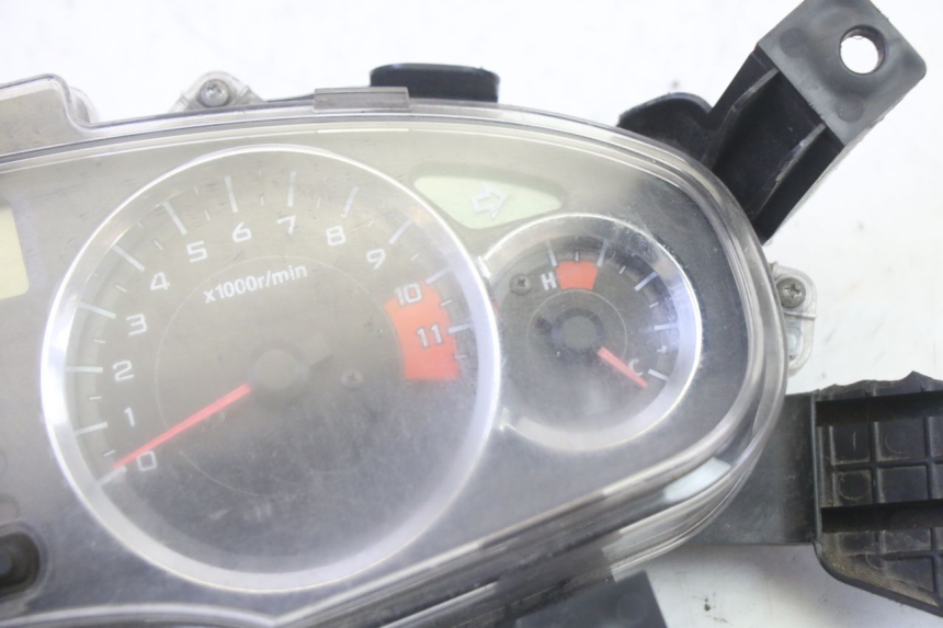 photo de SPEEDOMETER HONDA FES S-WING SWING ABS 125 (2007 - 2015)