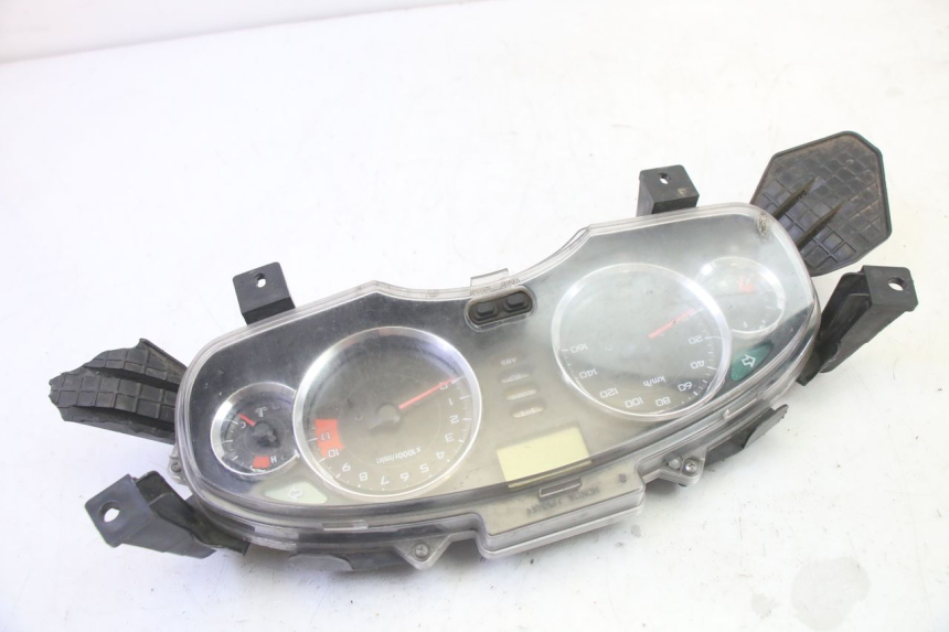 photo de SPEEDOMETER HONDA FES S-WING SWING ABS 125 (2007 - 2015)