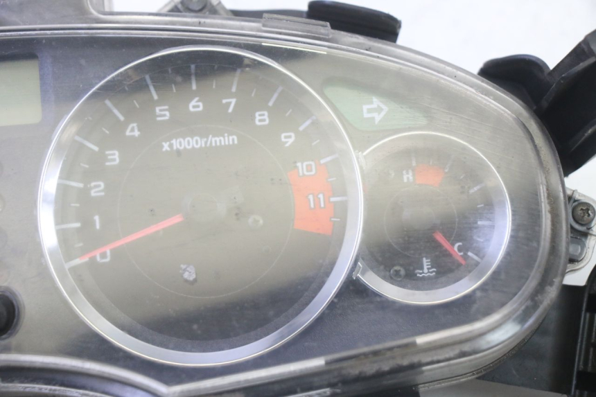 photo de SPEEDOMETER HONDA FES S-WING SWING ABS 125 (2007 - 2015)