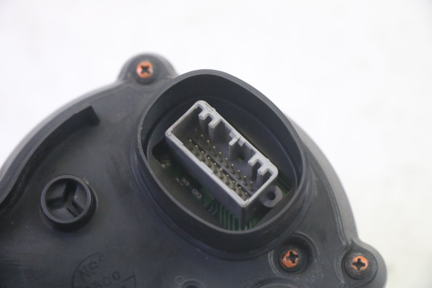 photo de SPEEDOMETER YAMAHA FJR ABS 1300 (2006 - 2012) - Additional view of the item