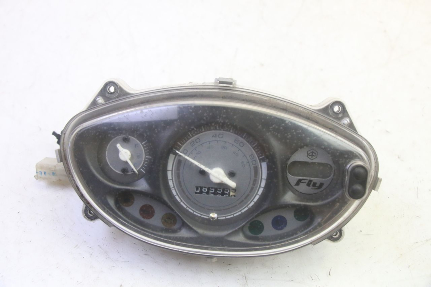 photo de SPEEDOMETER PIAGGIO FLY 4T 50 (2013 - 2017) - Main view