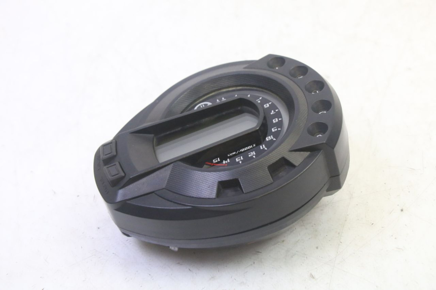 photo de SPEEDOMETER YAMAHA FZ6 N FAZER 600 (2004 - 2006)