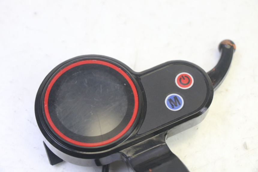 photo de SPEEDOMETER HITWAY H5 1