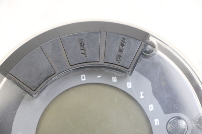 photo de SPEEDOMETER HUSQVARNA SVARTPILEN 401 (2018 - 2023)