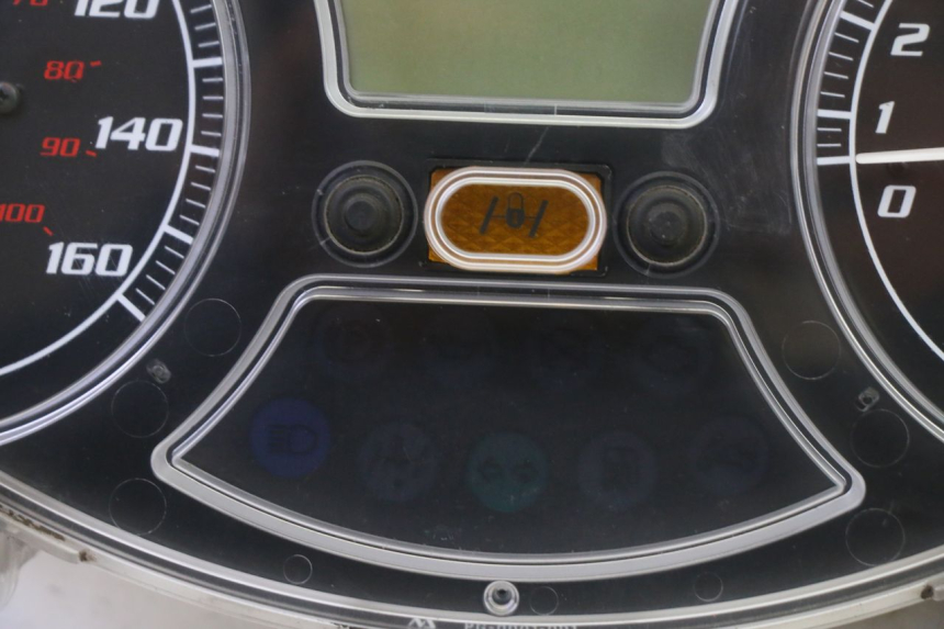 photo de SPEEDOMETER PIAGGIO MP3 125 (2006 - 2014)