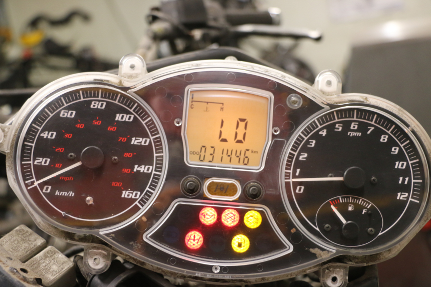 photo de SPEEDOMETER PIAGGIO MP3 125 (2006 - 2014)