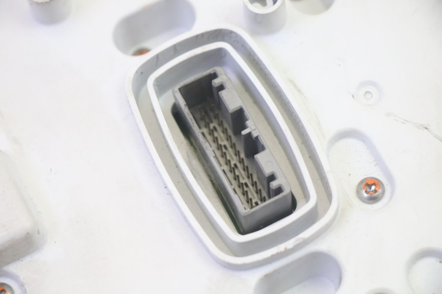 photo de SPEEDOMETER PIAGGIO MP3 500 (2016 - 2018) - Additional view of the item