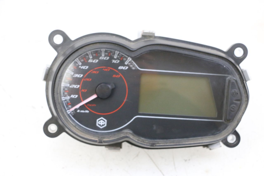 photo de SPEEDOMETER PIAGGIO NEW TYPHOON 50 (2018 - 2021) - Main view