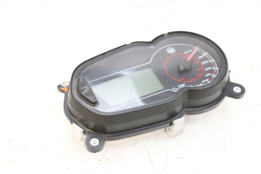 photo de SPEEDOMETER PIAGGIO NEW TYPHOON 50 (2018 - 2021) - Additional view of the item