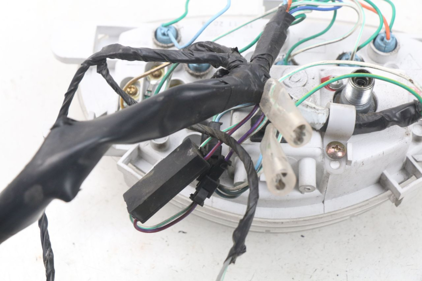 photo de SPEEDOMETER SYM ORBIT 2 4T 50 (2018 - 2022) - Fixing points details