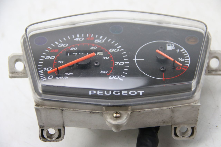 photo de SPEEDOMETER PEUGEOT KISBEE 4T 50 (2018 - 2022)