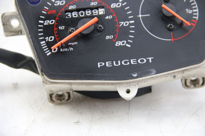 photo de SPEEDOMETER PEUGEOT KISBEE 4T 50 (2018 - 2022)