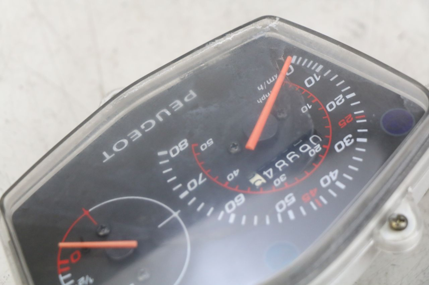 photo de SPEEDOMETER PEUGEOT KISBEE 4T 50 (2018 - 2022)